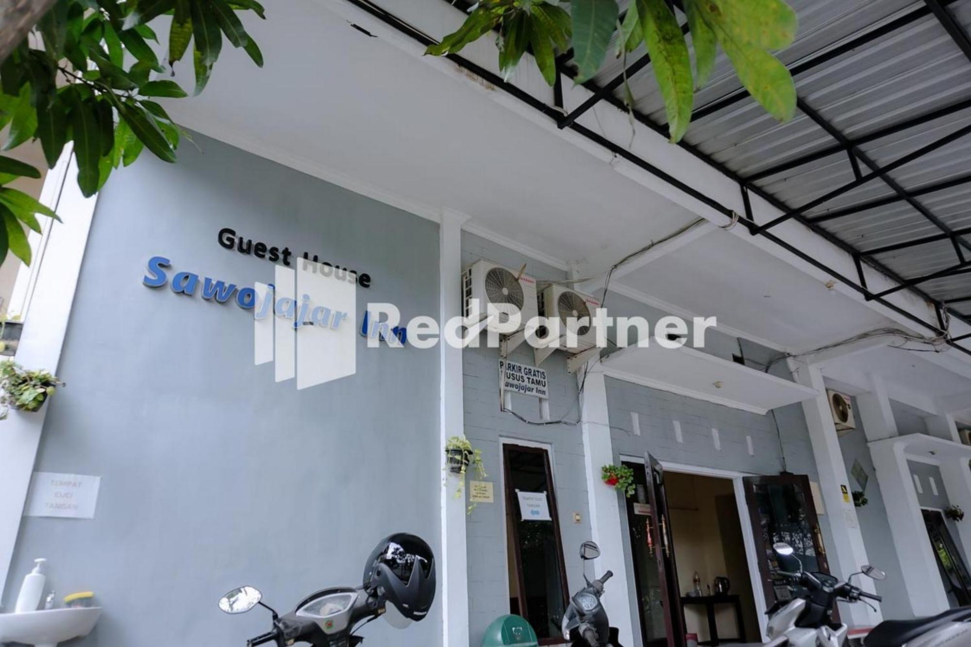 Sawojajar Inn Mitra Reddoorz Malang Exterior photo